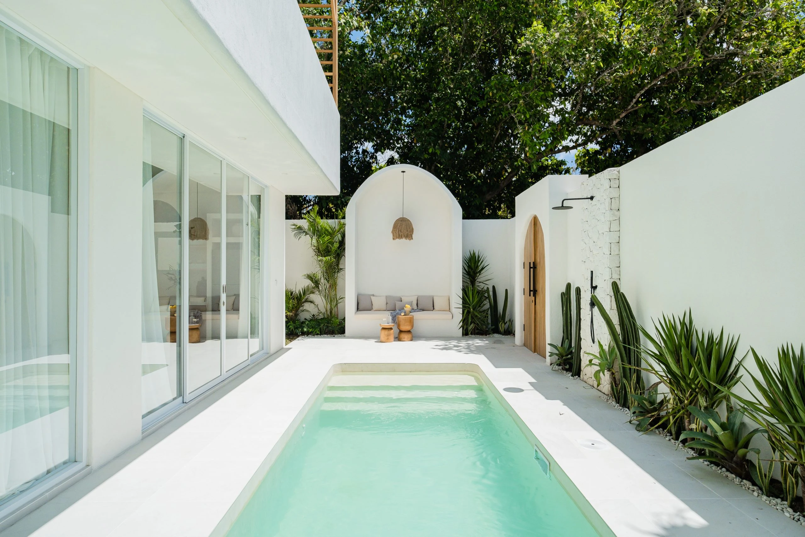 Mazari Villas developer